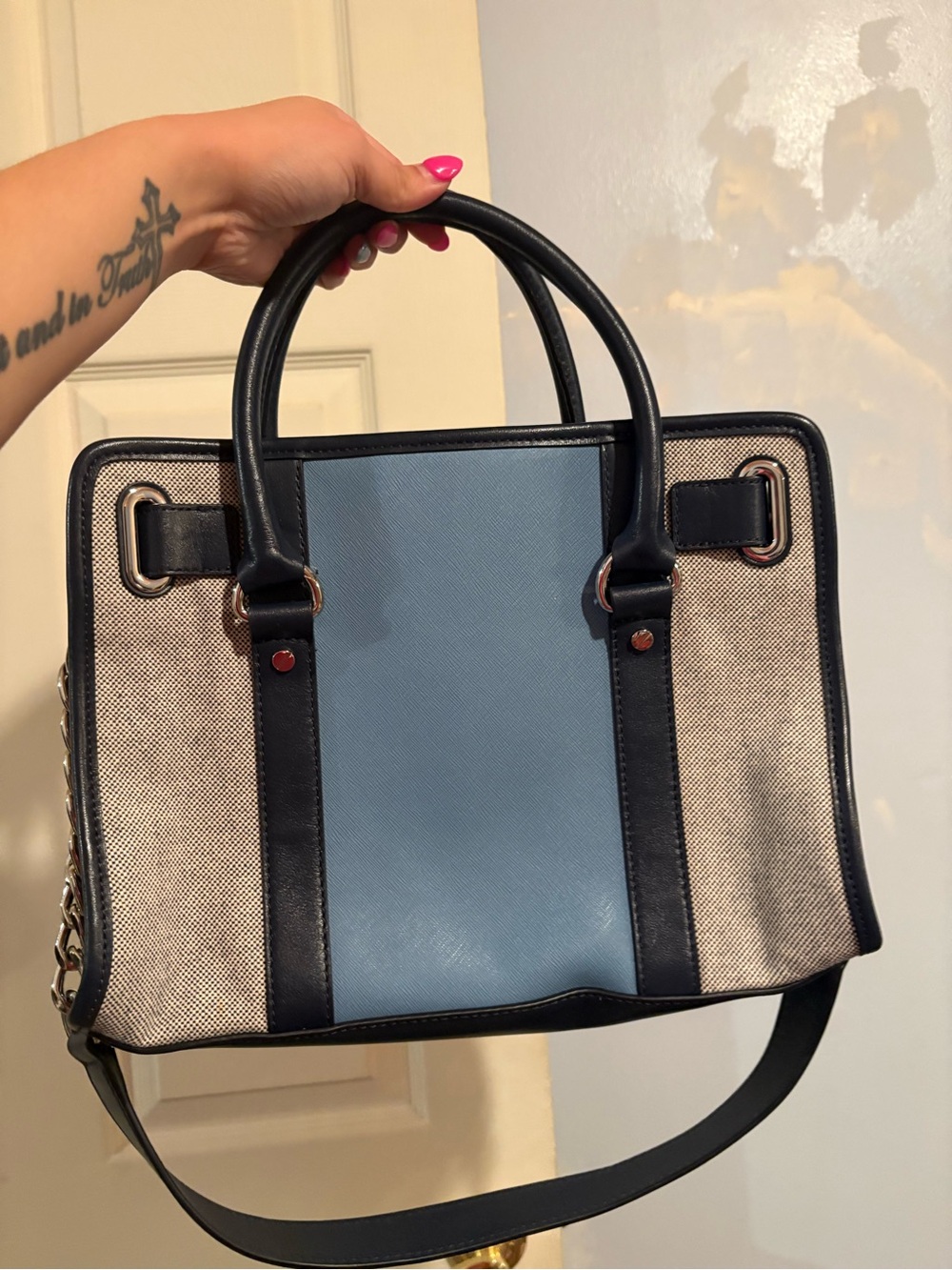 Michael Kors Hamilton Center Stripe Blue Navy & Canvas Satchel w/ Silver Lock - Picture 3 of 5